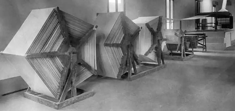 Storia 2 Plastod history new laboratory